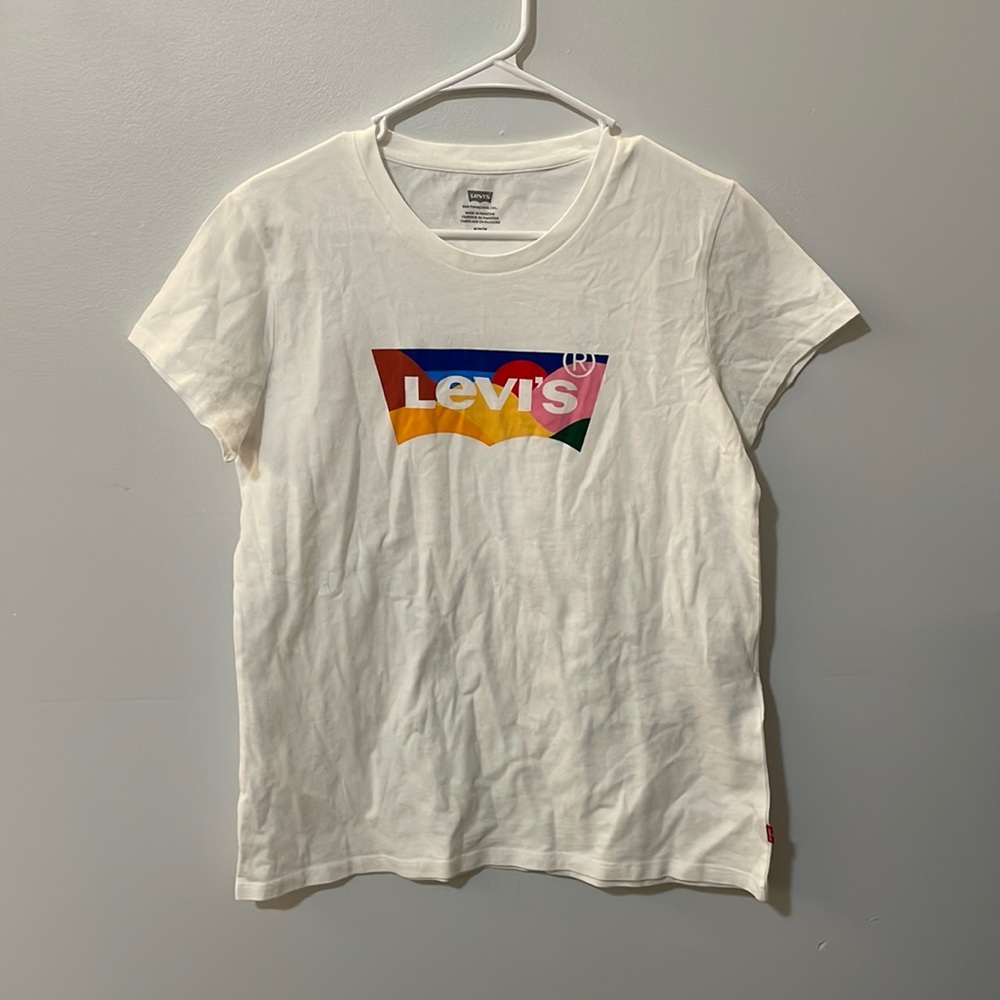 Woman’s tee